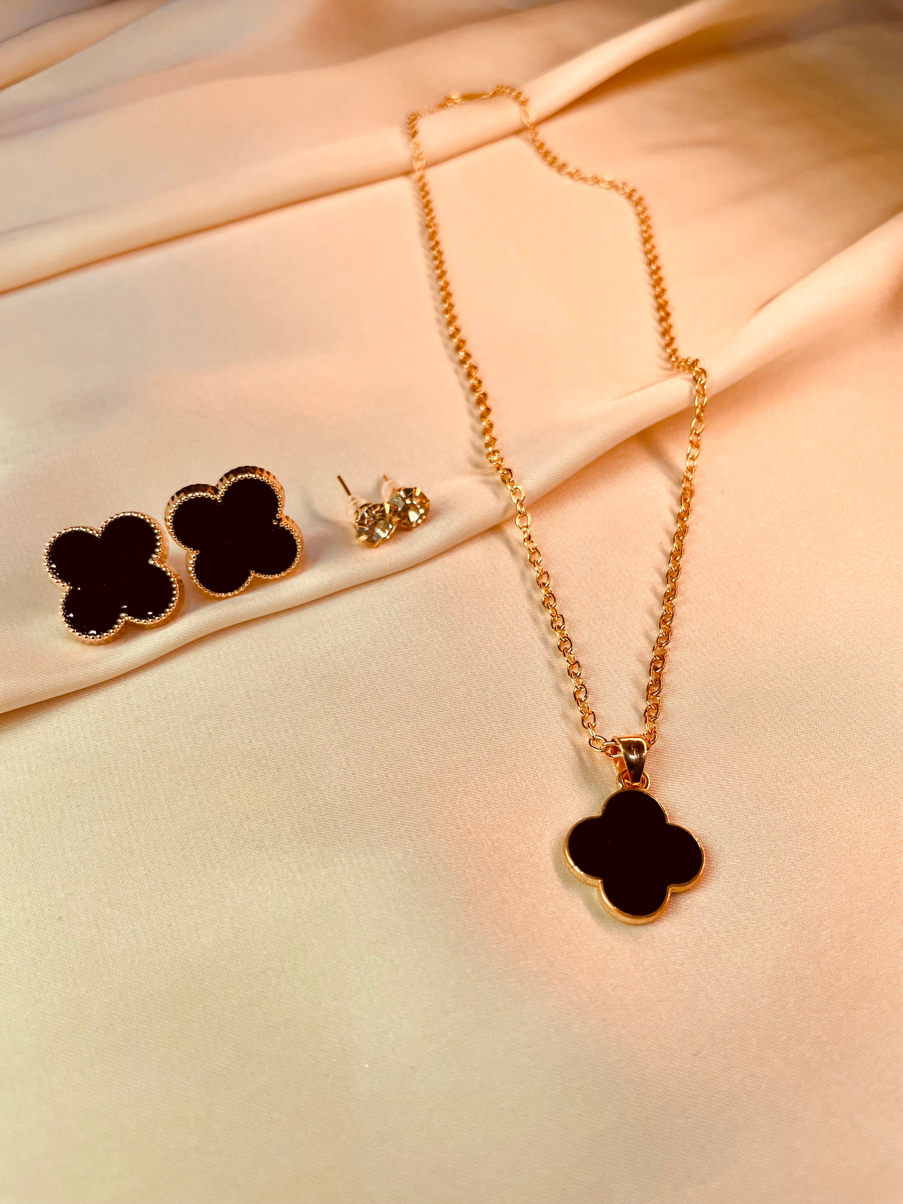 Clover style Pendent Set -Tarnish Free