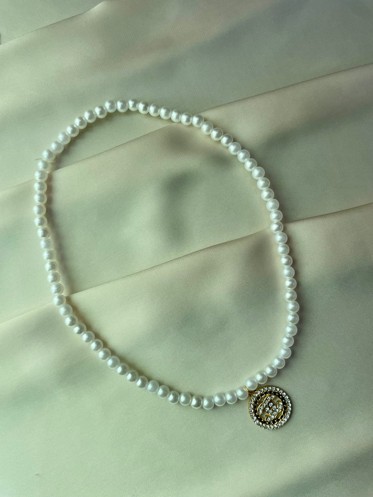 Pearl Round Chain Necklace - With three interchangeable studs