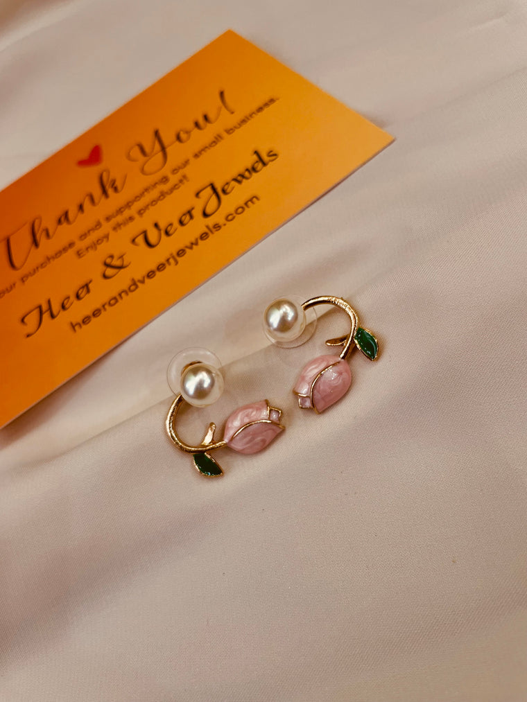 Tulip Baby Pink Pearl Flower Stud Earring