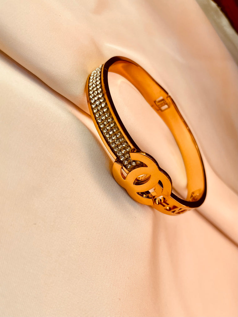 Golden Bracelet Channel Style - Tarnish Free