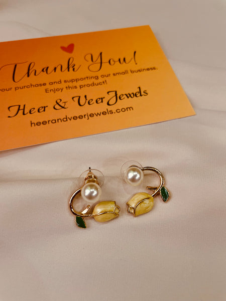 Tulip Cream Yellow Pearl Flower Stud Earring