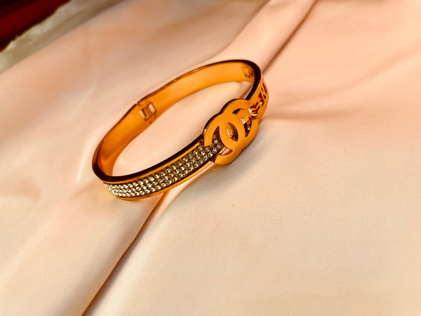 Golden Bracelet Channel Style - Tarnish Free
