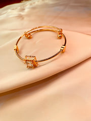Golden Square with Stone Bracelet - Tarnish Free