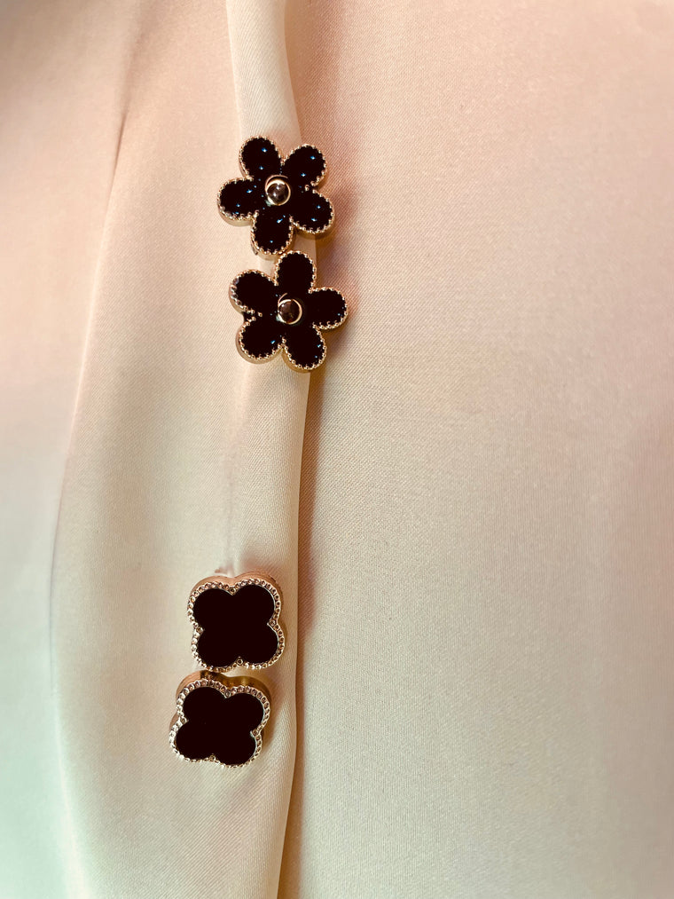 Flower style and Clover Style Stud’s
