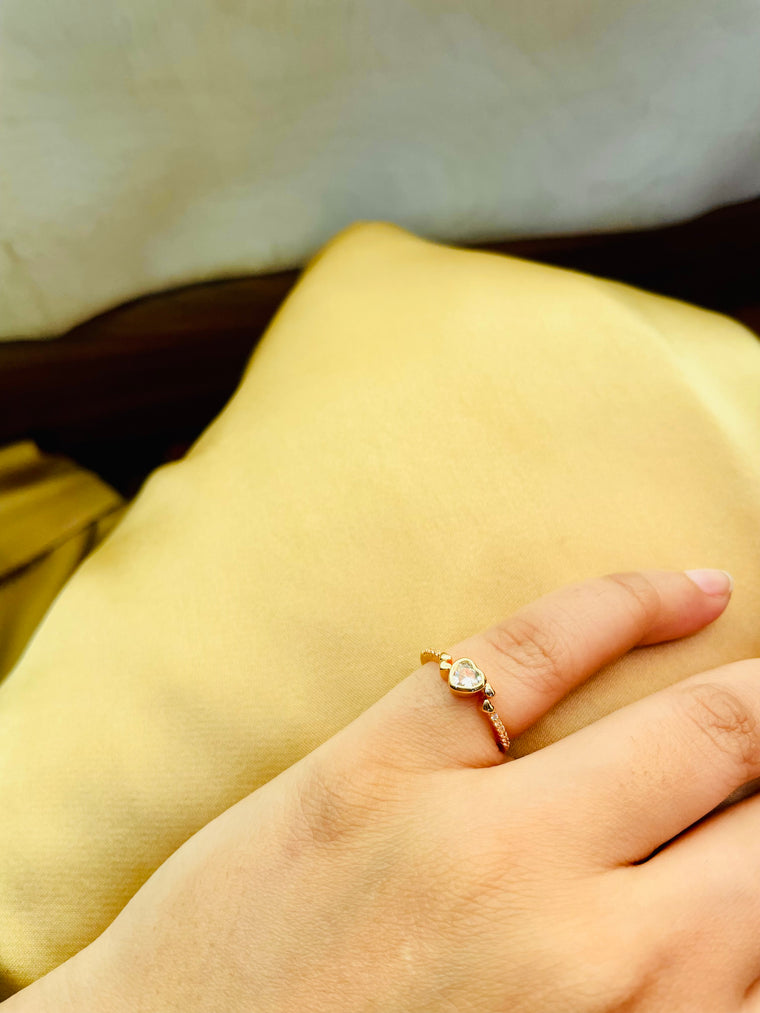 Golden Heart Design Ring (Adjustable) - Tarnish Free